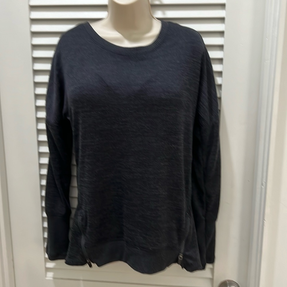 NWOT raglan sleeve dark navy sweater
